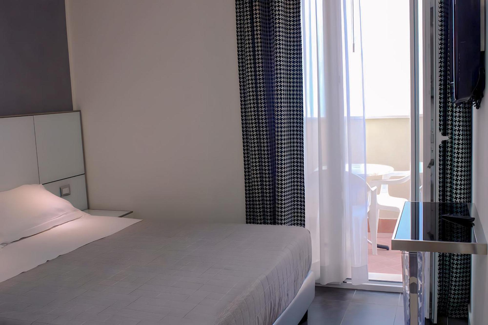 Atmosphere Suite Hotel Ρίμινι Εξωτερικό φωτογραφία